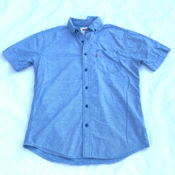 Levi's Other - Levi’s short sleeve button down shirt size small 100% cotton